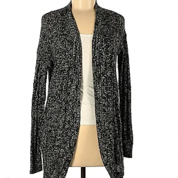 American Eagle | Black and White Marled Knit Open front Cardigan Sweater - Picture 4 of 11